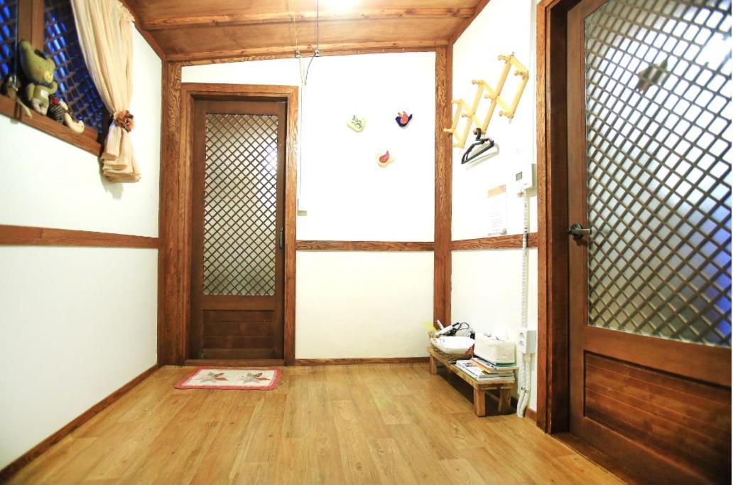 Mongyouhwawon Guesthouse Jeonju Ngoại thất bức ảnh